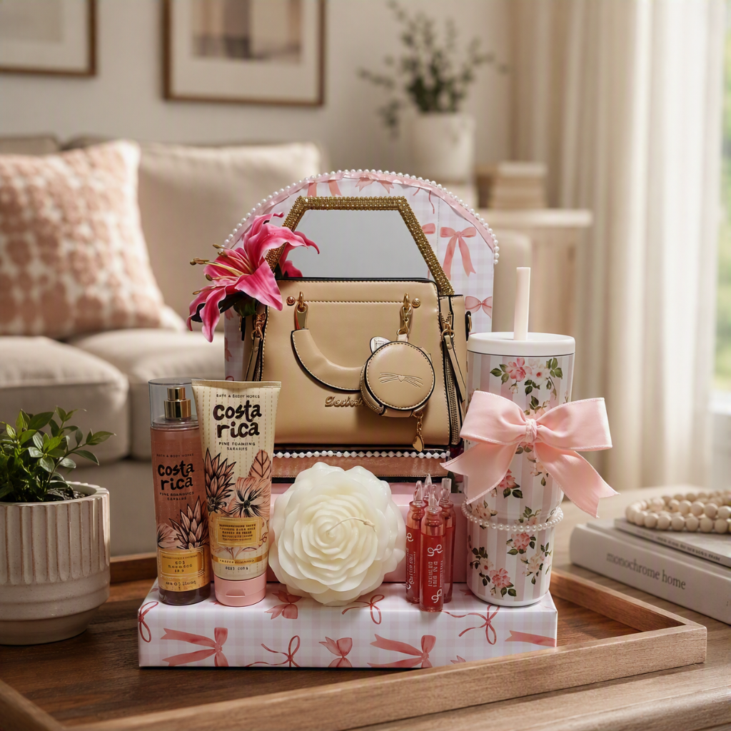 Bath & Body Works Costa Rica Gift Set with Handbag and Lip Oils